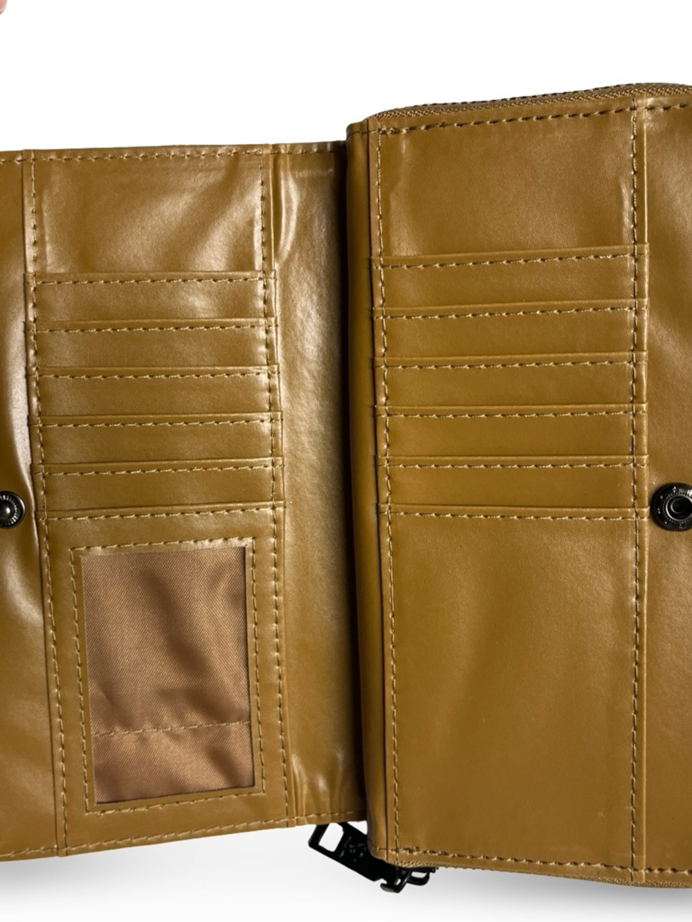 Badgley Mischka Wallet Quilted Tan Zip-Around - Women's Leather Wallet New Clean - Picture 11 of 13